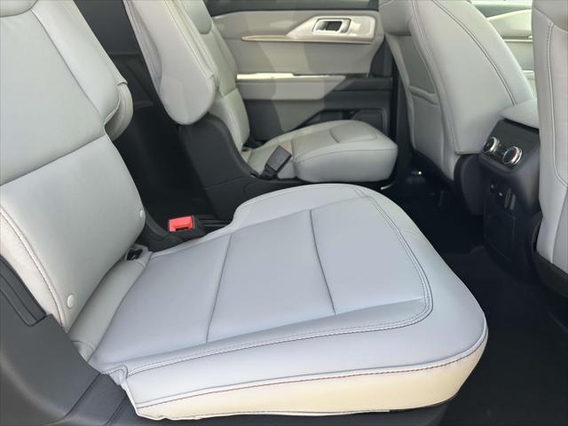 new 2025 Ford Explorer car, priced at $40,888