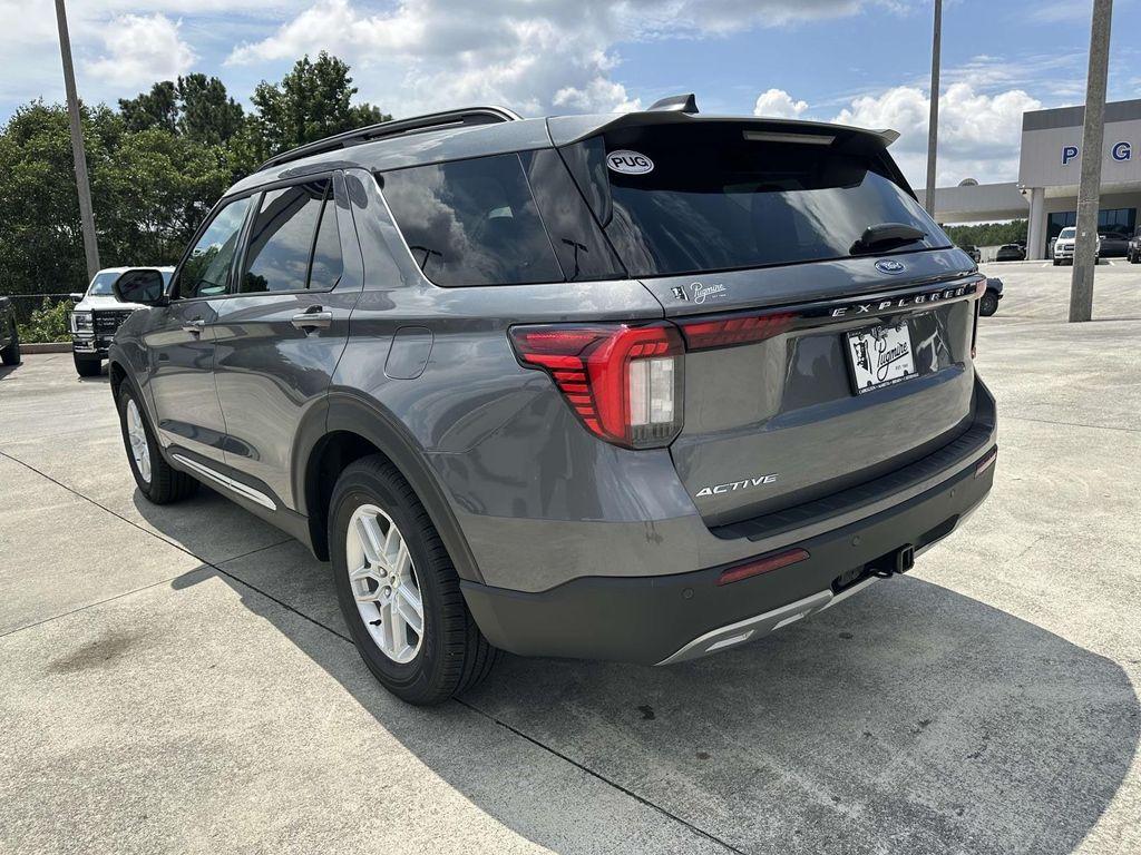 new 2025 Ford Explorer car, priced at $41,763