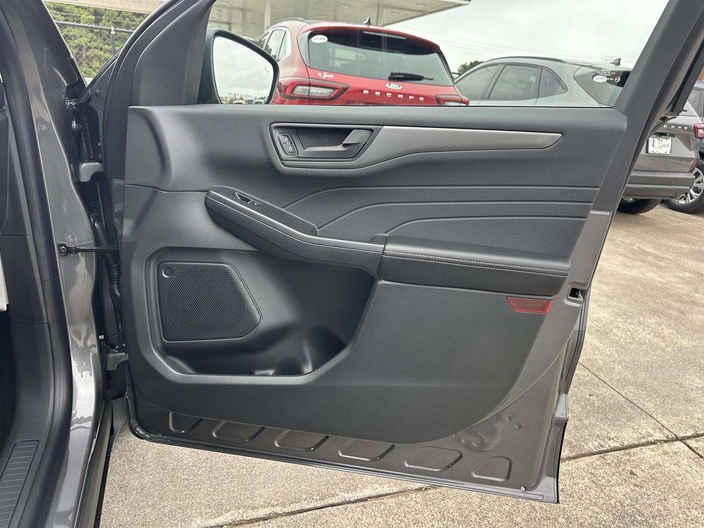 new 2026 Ford Escape car, priced at $30,913