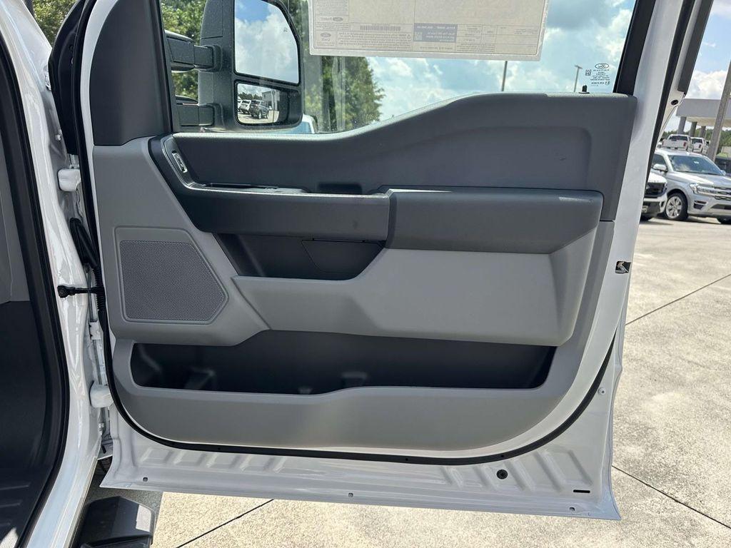 new 2026 Ford F-350 car, priced at $61,043