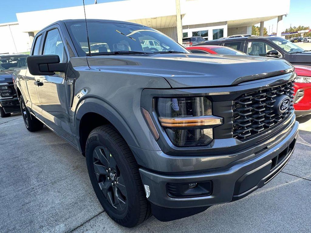 new 2025 Ford F-150 car, priced at $43,203