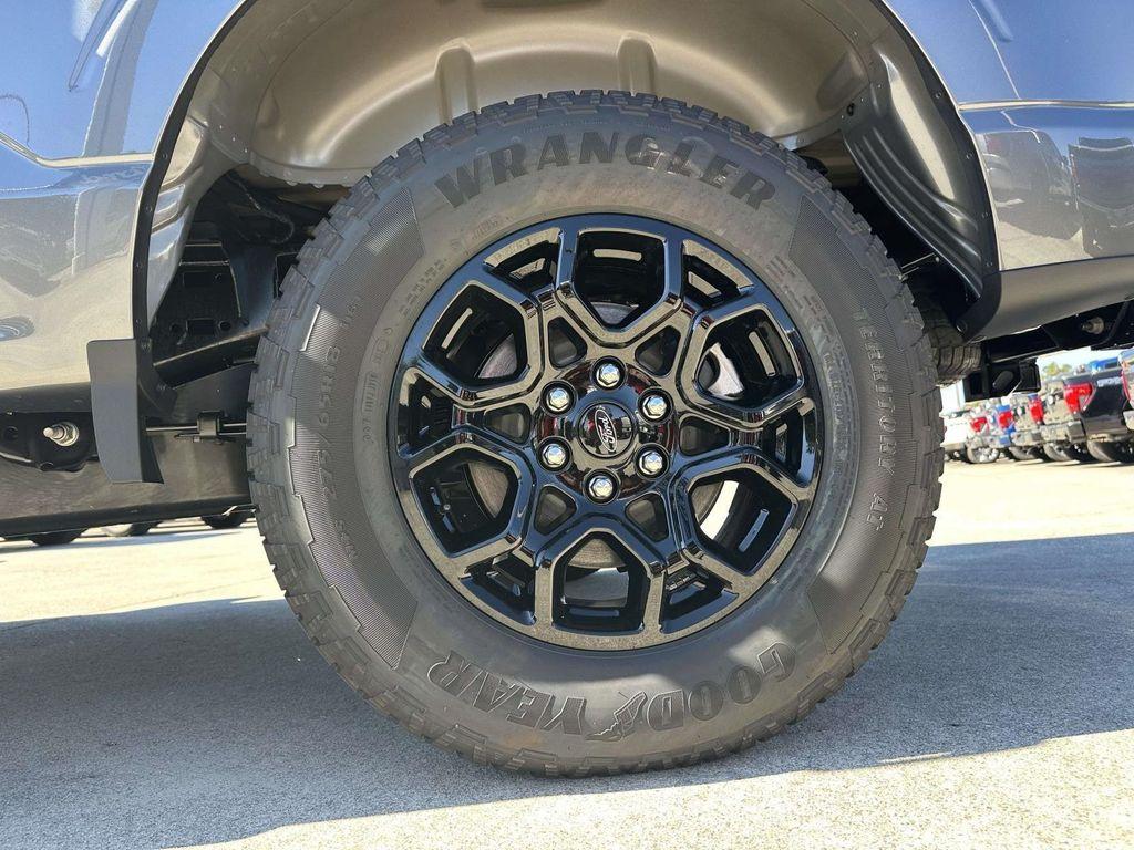 new 2025 Ford F-150 car, priced at $57,678