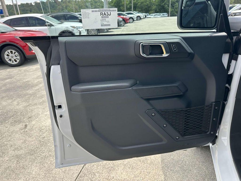 new 2025 Ford Bronco car, priced at $39,883