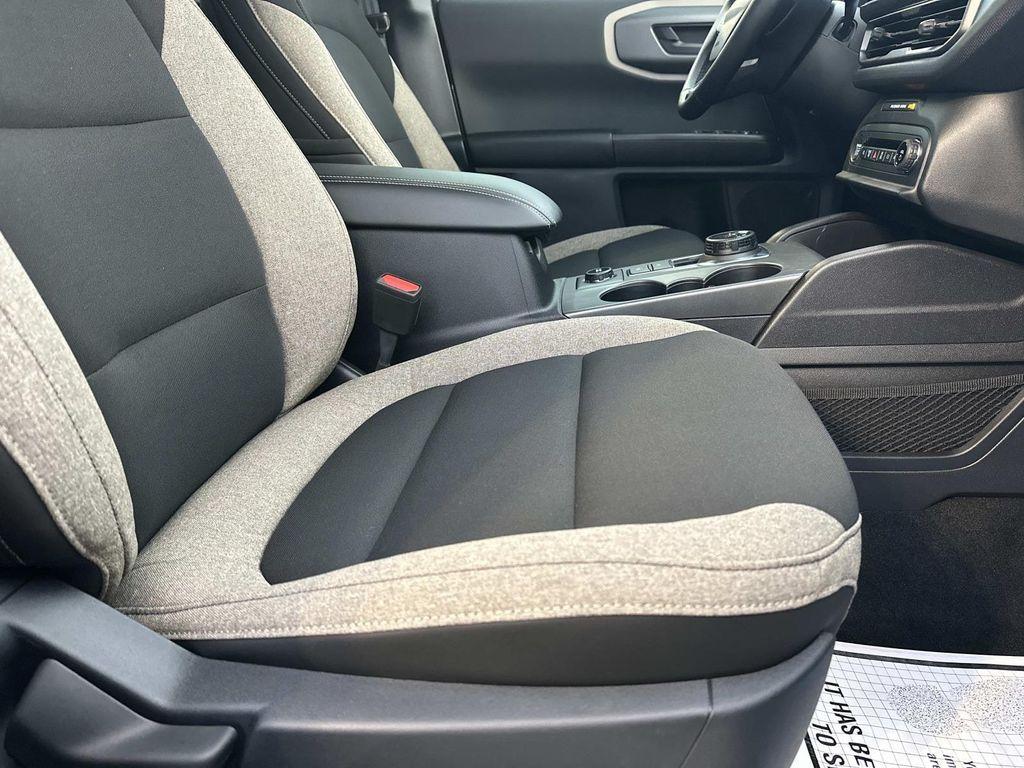 new 2025 Ford Bronco Sport car, priced at $31,078