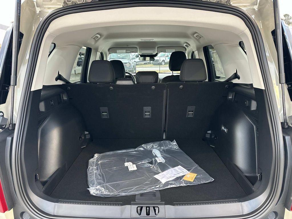 new 2025 Ford Bronco Sport car, priced at $31,078