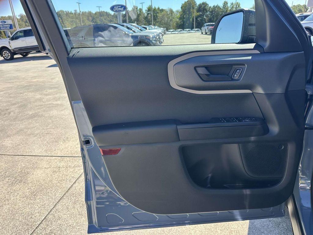 new 2025 Ford Bronco Sport car, priced at $33,538