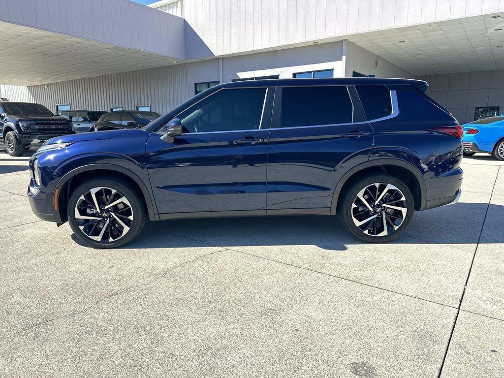 used 2024 Mitsubishi Outlander car, priced at $23,990