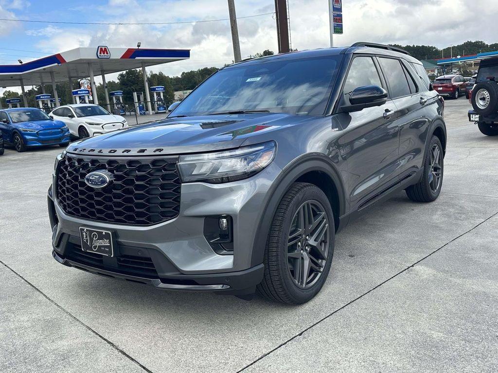 new 2025 Ford Explorer car, priced at $46,333