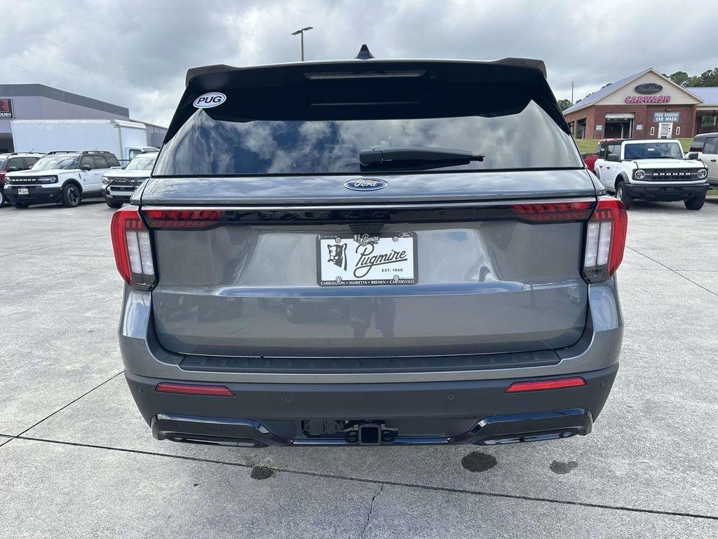 new 2025 Ford Explorer car, priced at $46,333