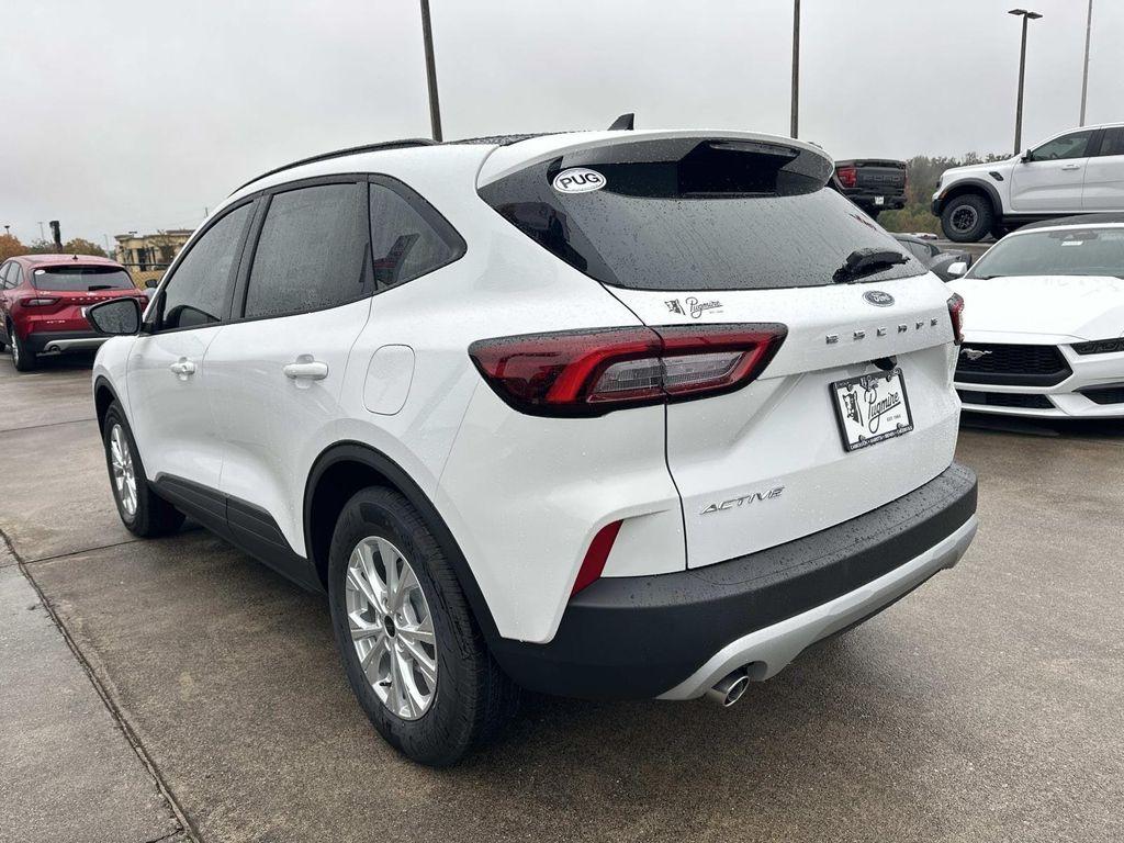 new 2026 Ford Escape car, priced at $30,378