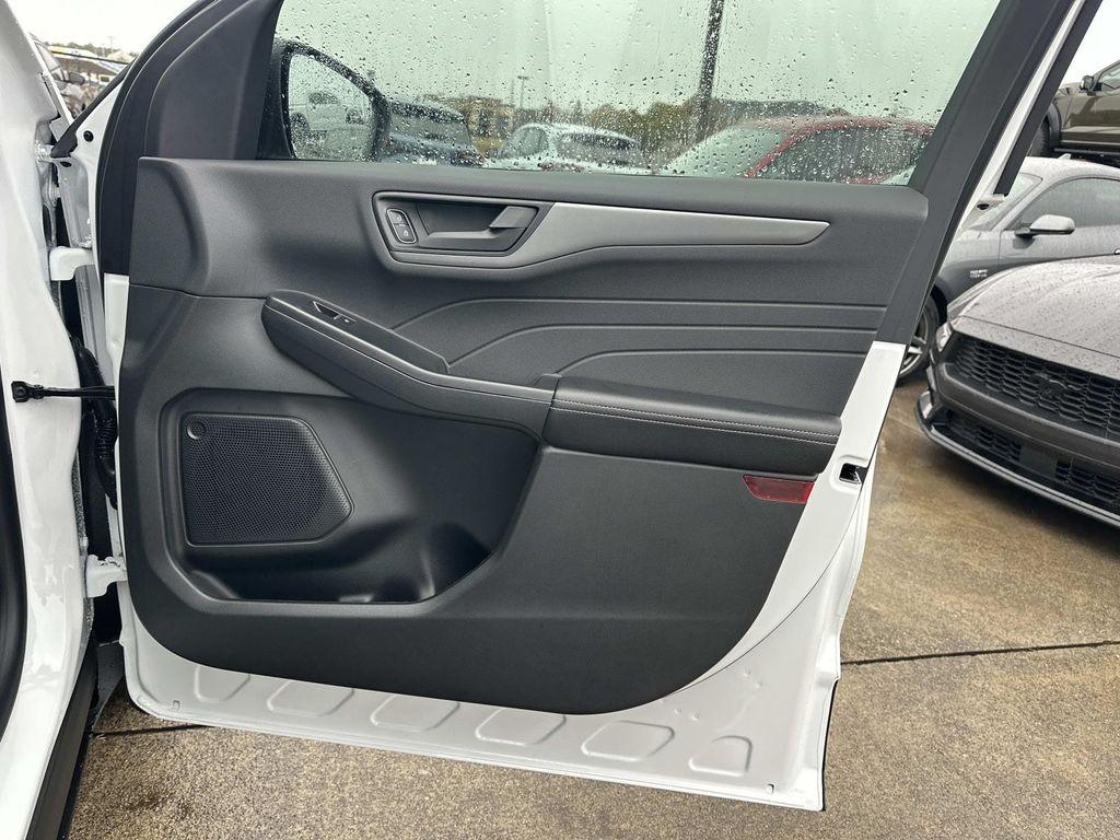 new 2026 Ford Escape car, priced at $30,378