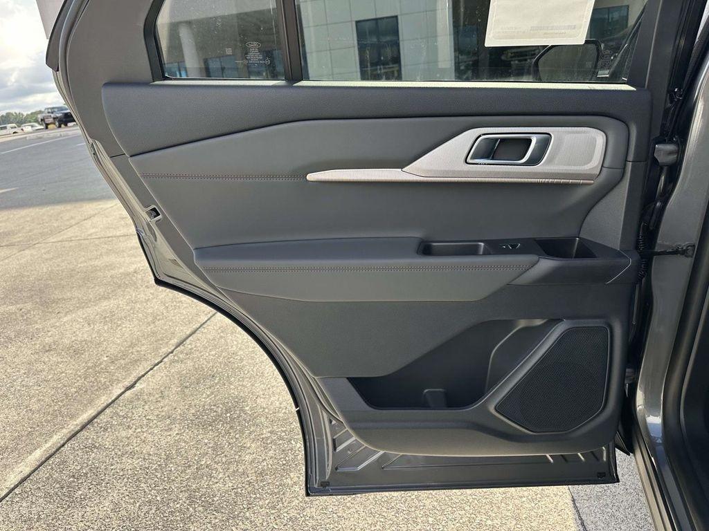 new 2025 Ford Explorer car, priced at $42,418