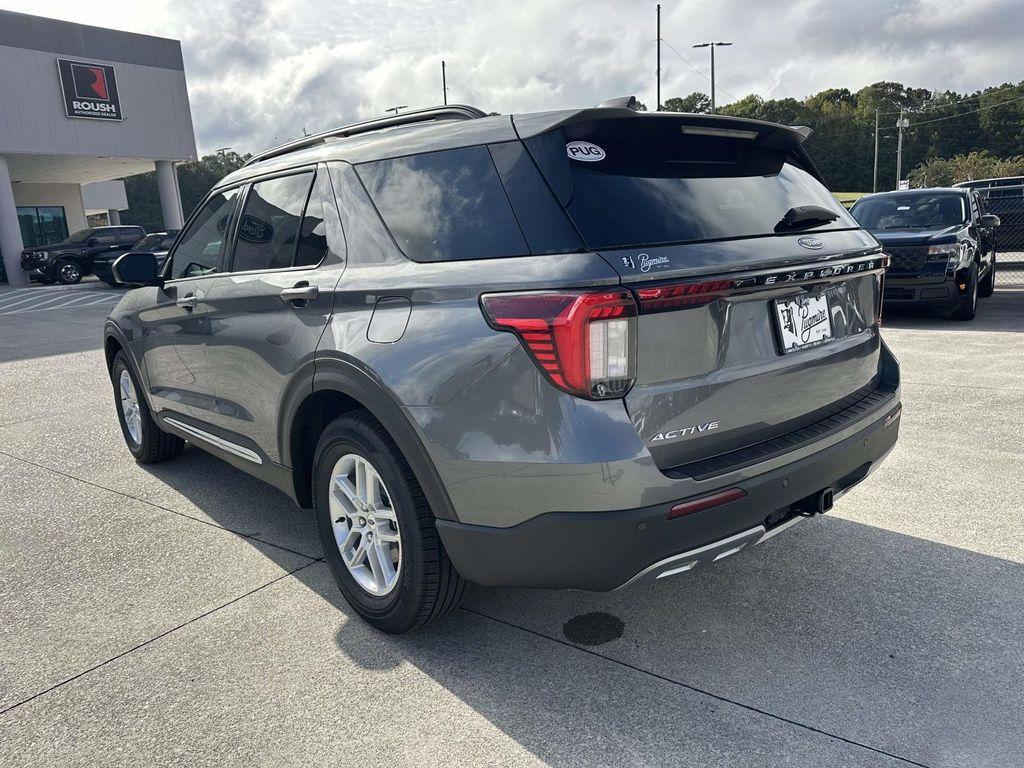 new 2025 Ford Explorer car, priced at $42,418