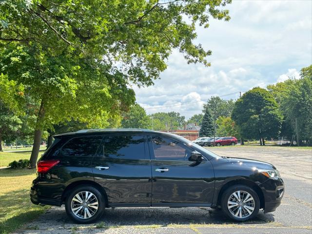 used 2018 Nissan Pathfinder car, priced at $16,995