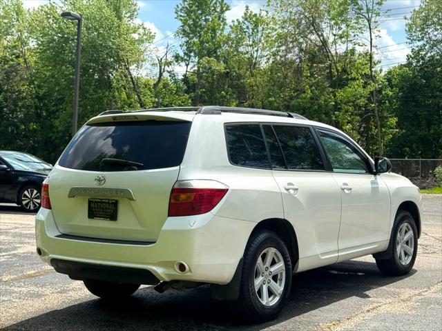 used 2010 Toyota Highlander car, priced at $5,495