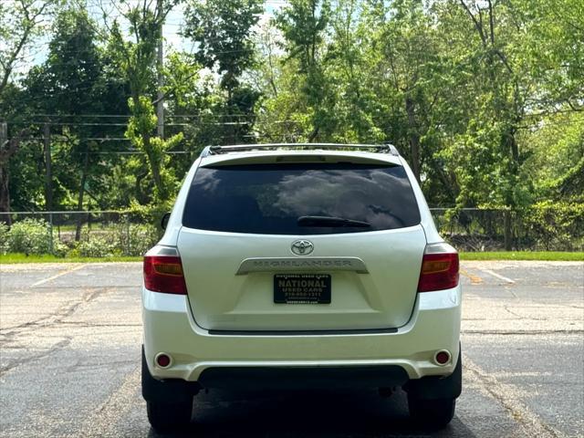 used 2010 Toyota Highlander car, priced at $5,495