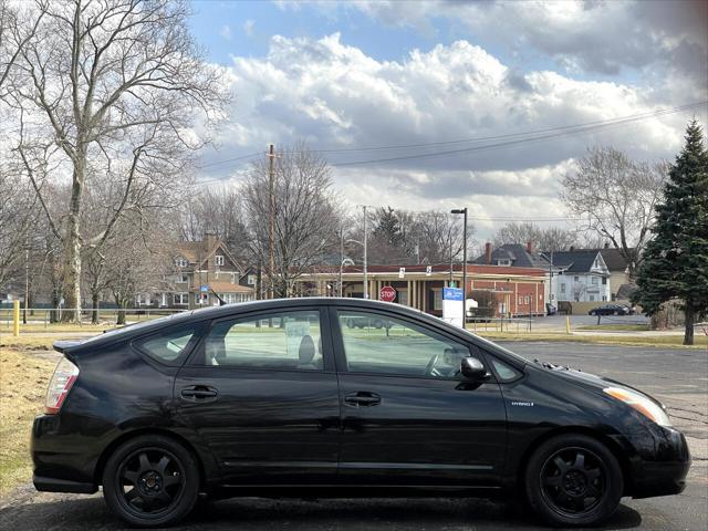 used 2007 Toyota Prius car, priced at $3,995
