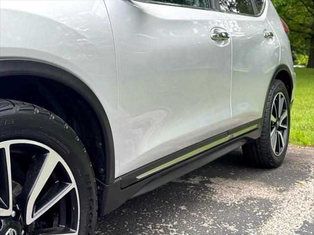 used 2019 Nissan Rogue car, priced at $14,995