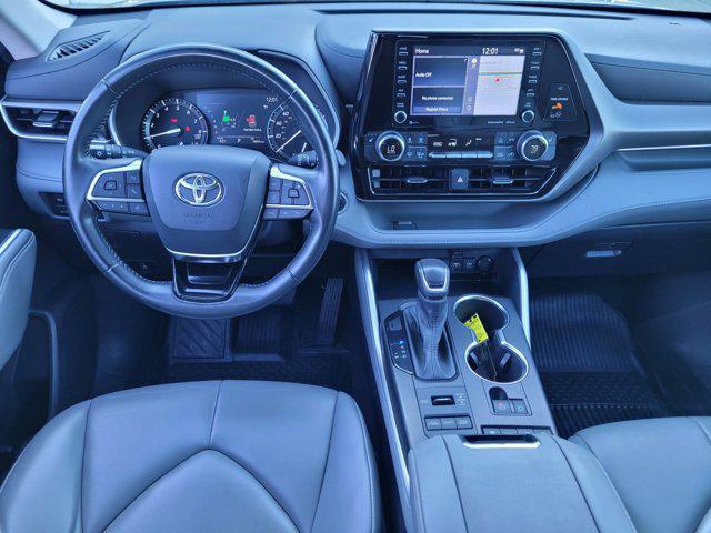 used 2021 Toyota Highlander car, priced at $31,888