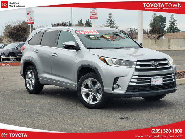 used 2018 Toyota Highlander car, priced at $29,888