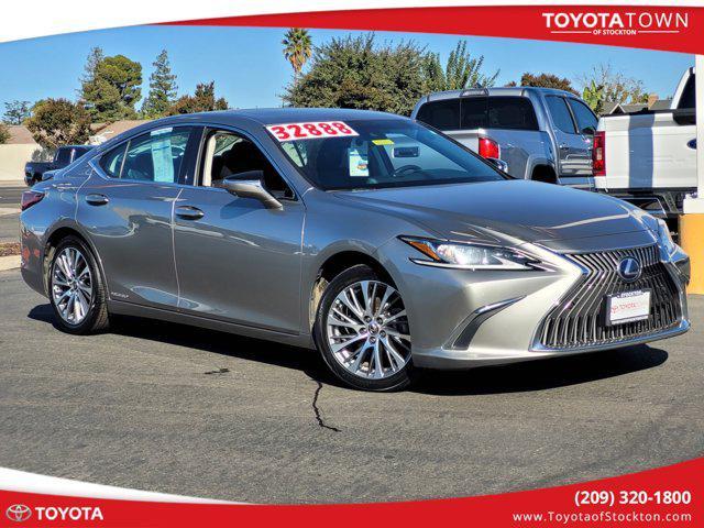 used 2020 Lexus ES 300h car, priced at $32,888