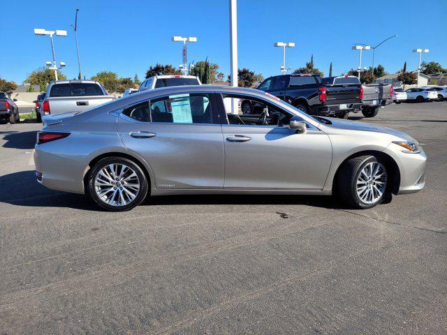 used 2020 Lexus ES 300h car, priced at $32,888