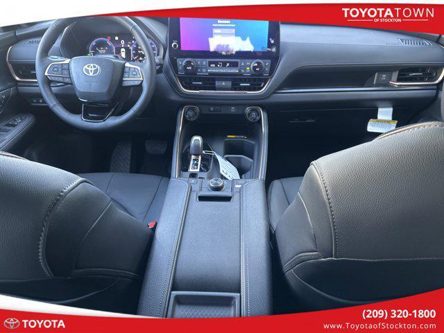 new 2025 Toyota Grand Highlander Hybrid car, priced at $61,598