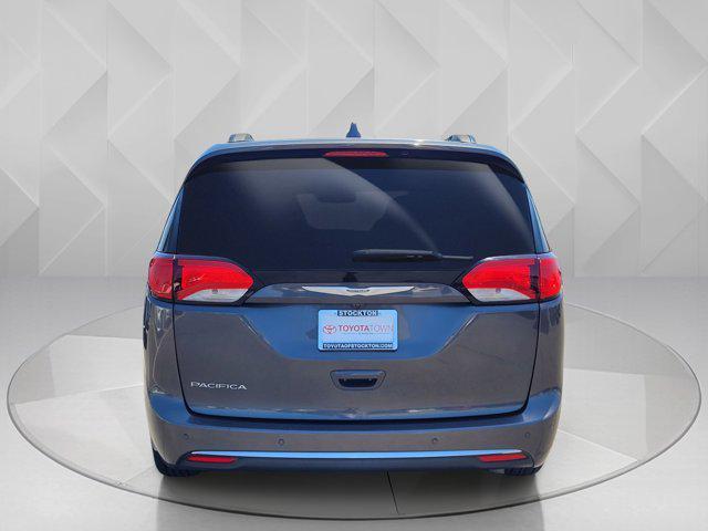 used 2017 Chrysler Pacifica car, priced at $15,888