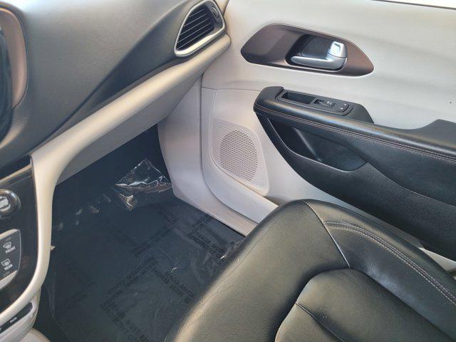 used 2017 Chrysler Pacifica car, priced at $15,888