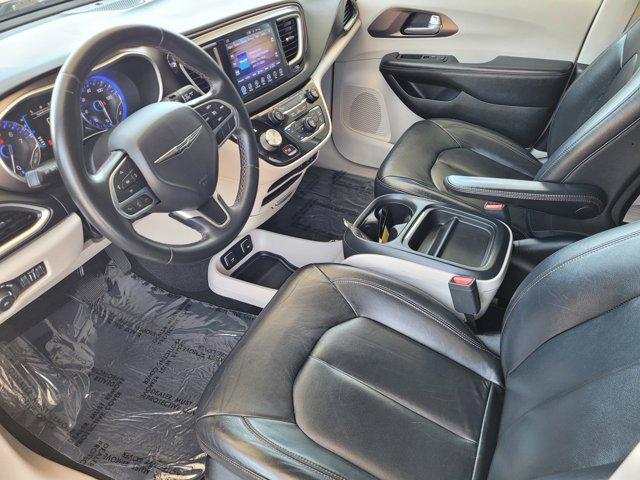 used 2017 Chrysler Pacifica car, priced at $15,888