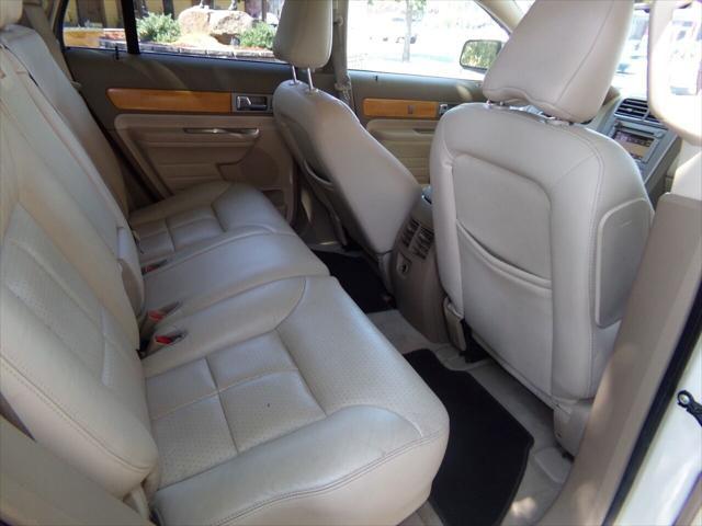 used 2007 Lincoln MKX car, priced at $6,999