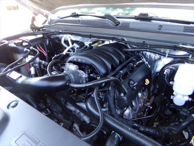 used 2015 GMC Yukon XL car, priced at $18,999
