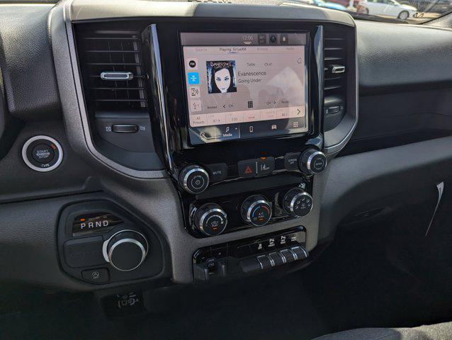 new 2025 Ram 1500 car, priced at $43,625