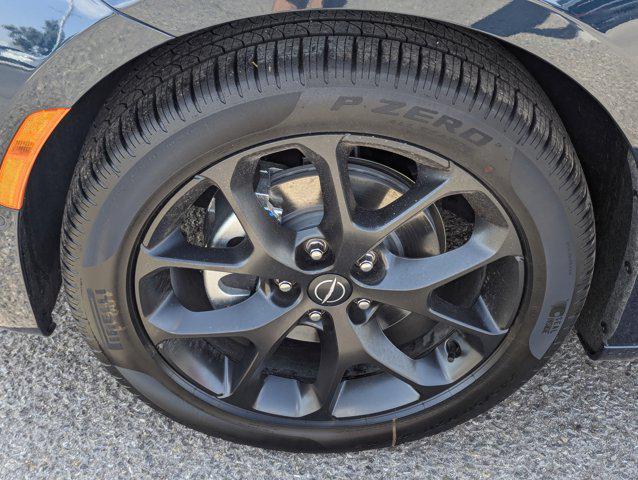 new 2025 Chrysler Pacifica car, priced at $53,535