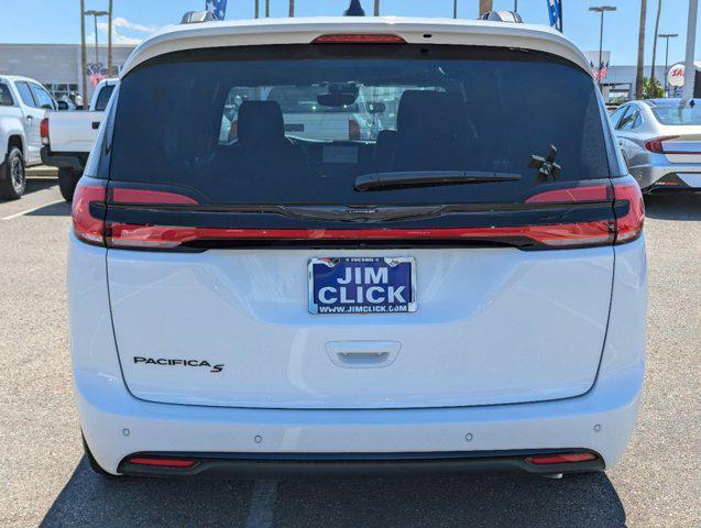 new 2024 Chrysler Pacifica car, priced at $51,999