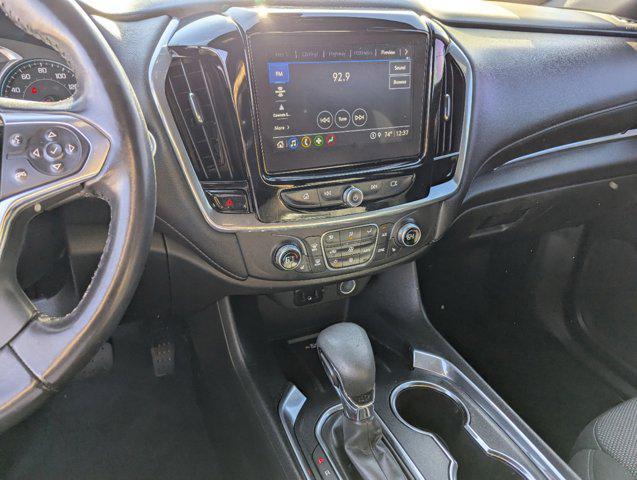 used 2022 Chevrolet Traverse car, priced at $29,999