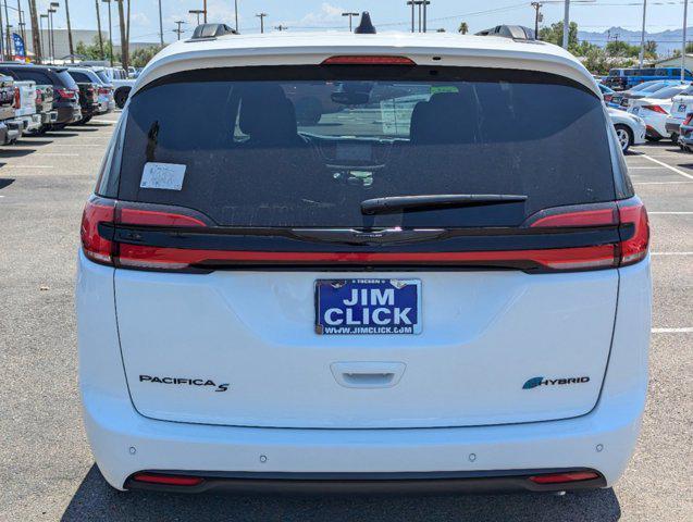 new 2024 Chrysler Pacifica Hybrid car, priced at $55,955