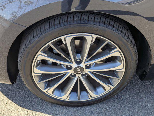 used 2019 Kia Cadenza car, priced at $16,995