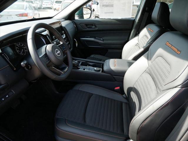 new 2025 Nissan Pathfinder car, priced at $41,998