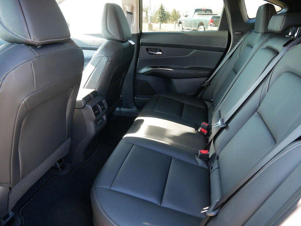new 2025 Nissan Murano car, priced at $45,363
