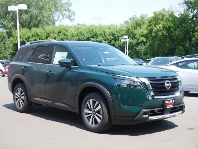 new 2025 Nissan Pathfinder car, priced at $42,975