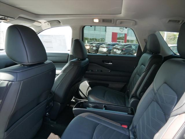 new 2025 Nissan Pathfinder car, priced at $49,783