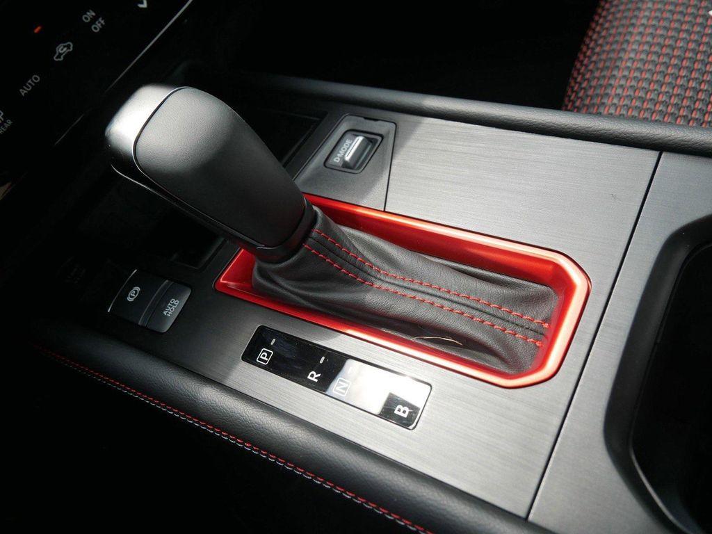 new 2025 Nissan Kicks car, priced at $26,032