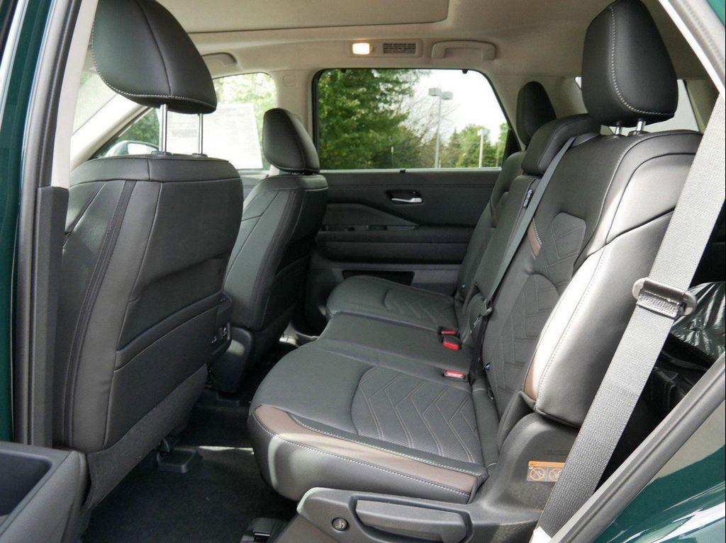 new 2025 Nissan Pathfinder car, priced at $43,359