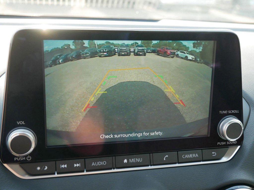 new 2025 Nissan Sentra car, priced at $24,687