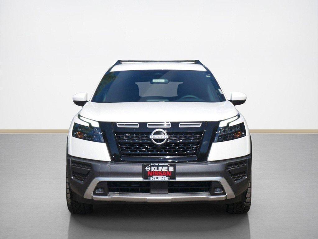 new 2025 Nissan Pathfinder car, priced at $39,455