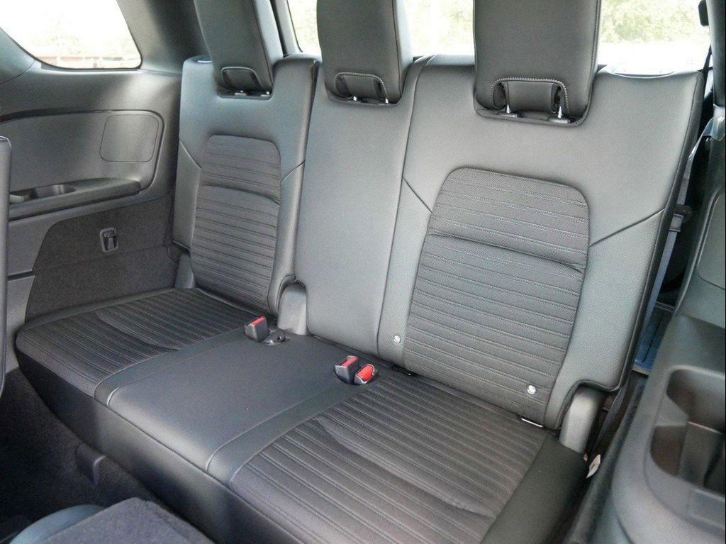 new 2025 Nissan Pathfinder car, priced at $39,455