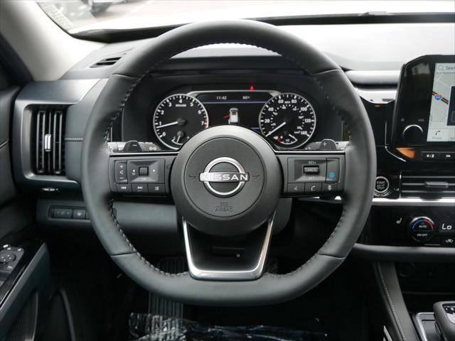 new 2025 Nissan Pathfinder car, priced at $43,682