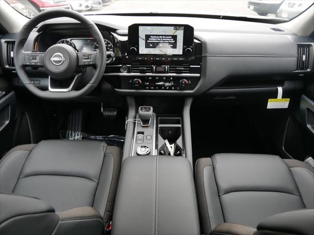 new 2025 Nissan Pathfinder car, priced at $43,682