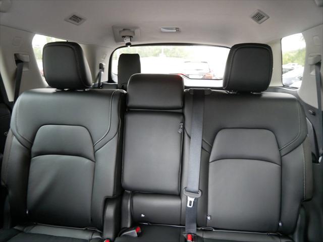 new 2025 Nissan Pathfinder car, priced at $43,682